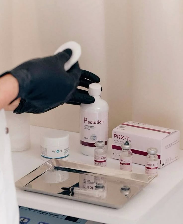 PRX-T33- Nålfri hudföryngring med omedelbar lyster.